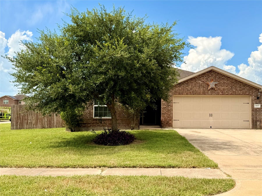 Property photo for 2407 Seabourne Trails Rd Road, Rosenberg, TX