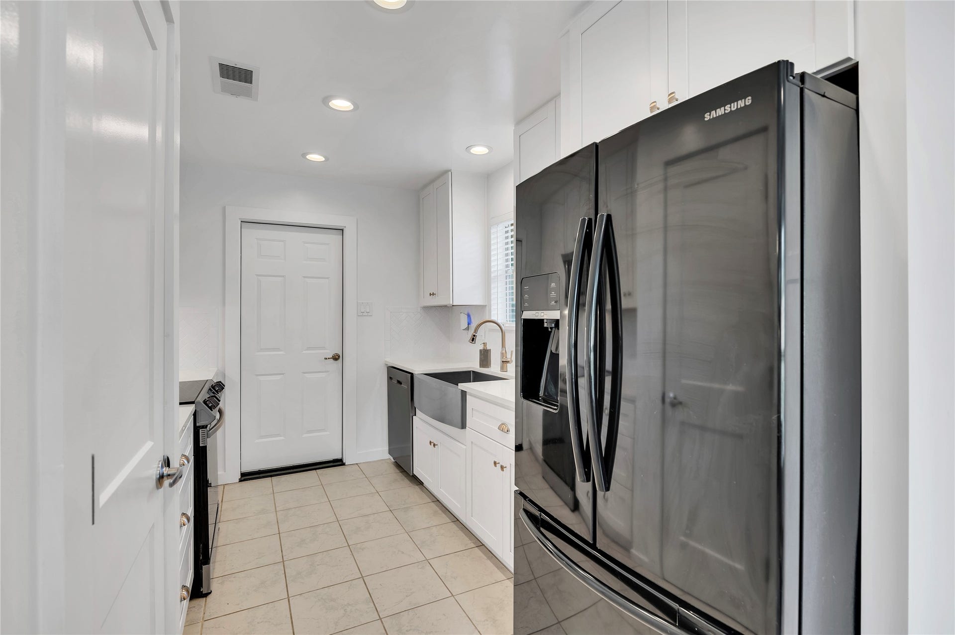 16735 Townes Road, Friendswood, TX 77546 16735 Townes Road, Friendswood, TX 77546