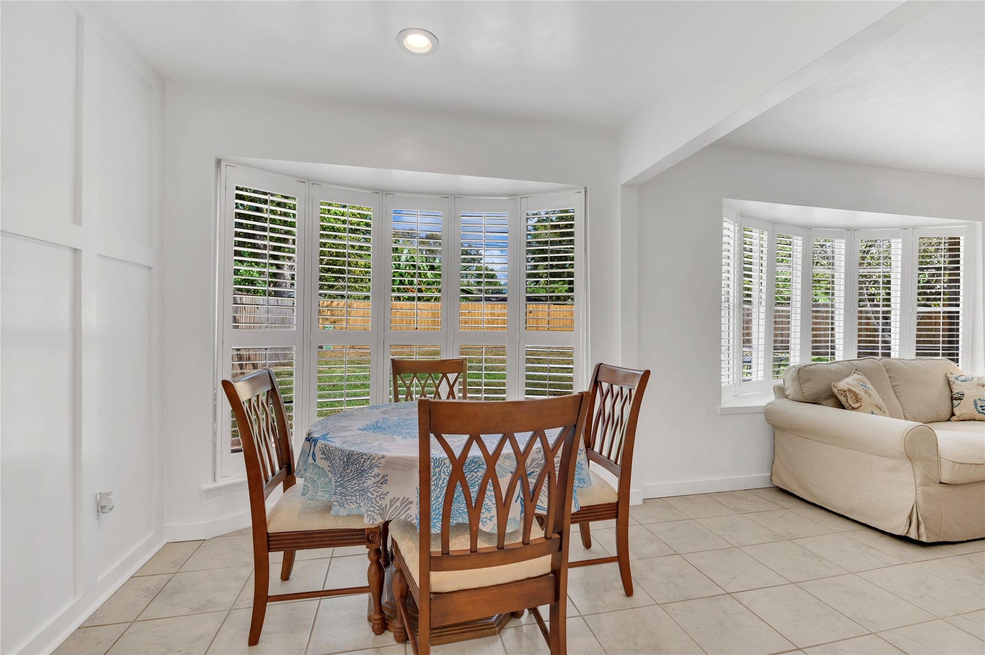 16735 Townes Road, Friendswood, TX 77546 16735 Townes Road, Friendswood, TX 77546