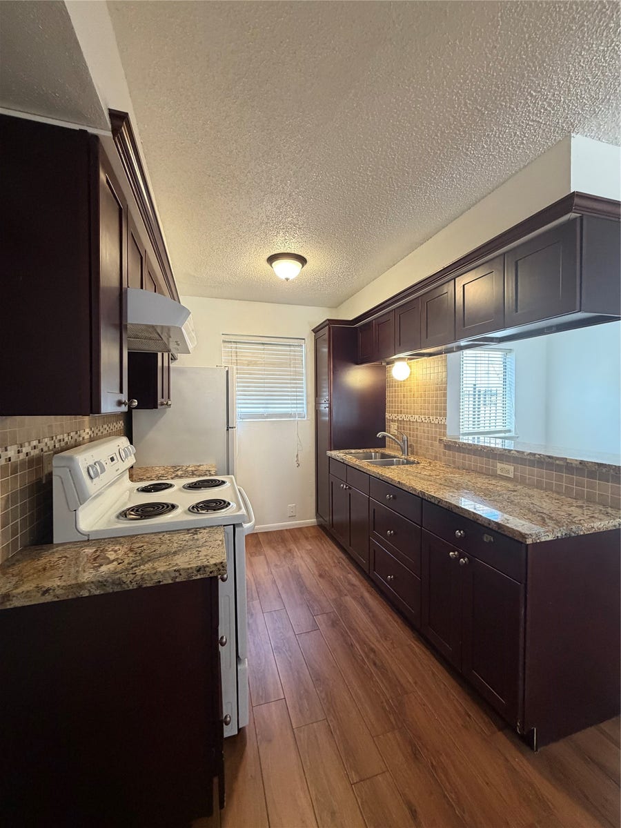 Property photo for 1410 Blalock Road, #10, Houston, TX
