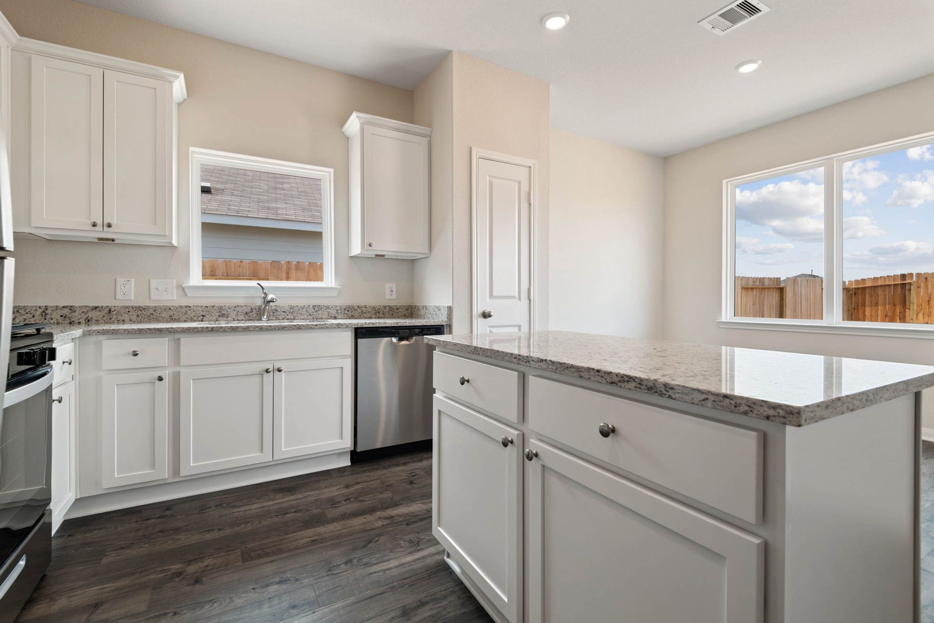 516 Navy Clouds Drive, Waller, TX 77484 516 Navy Clouds Drive, Waller, TX 77484