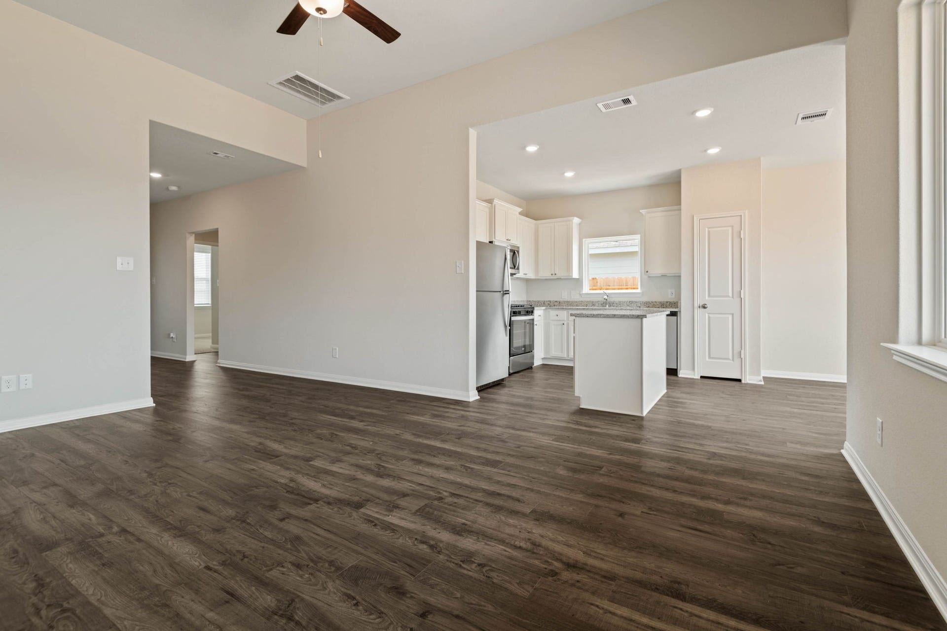516 Navy Clouds Drive, Waller, TX 77484 516 Navy Clouds Drive, Waller, TX 77484