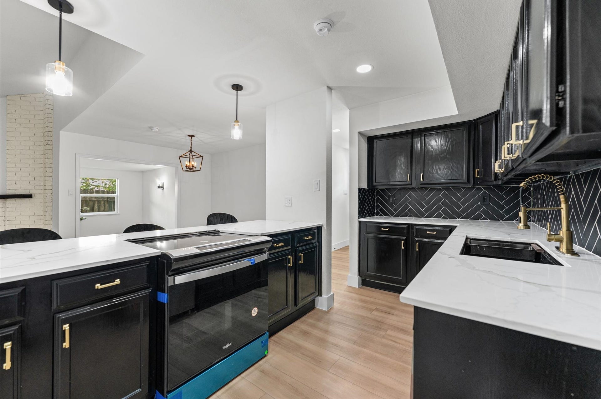 6934 Pickett Drive, Richmond, TX 77469 6934 Pickett Drive, Richmond, TX 77469