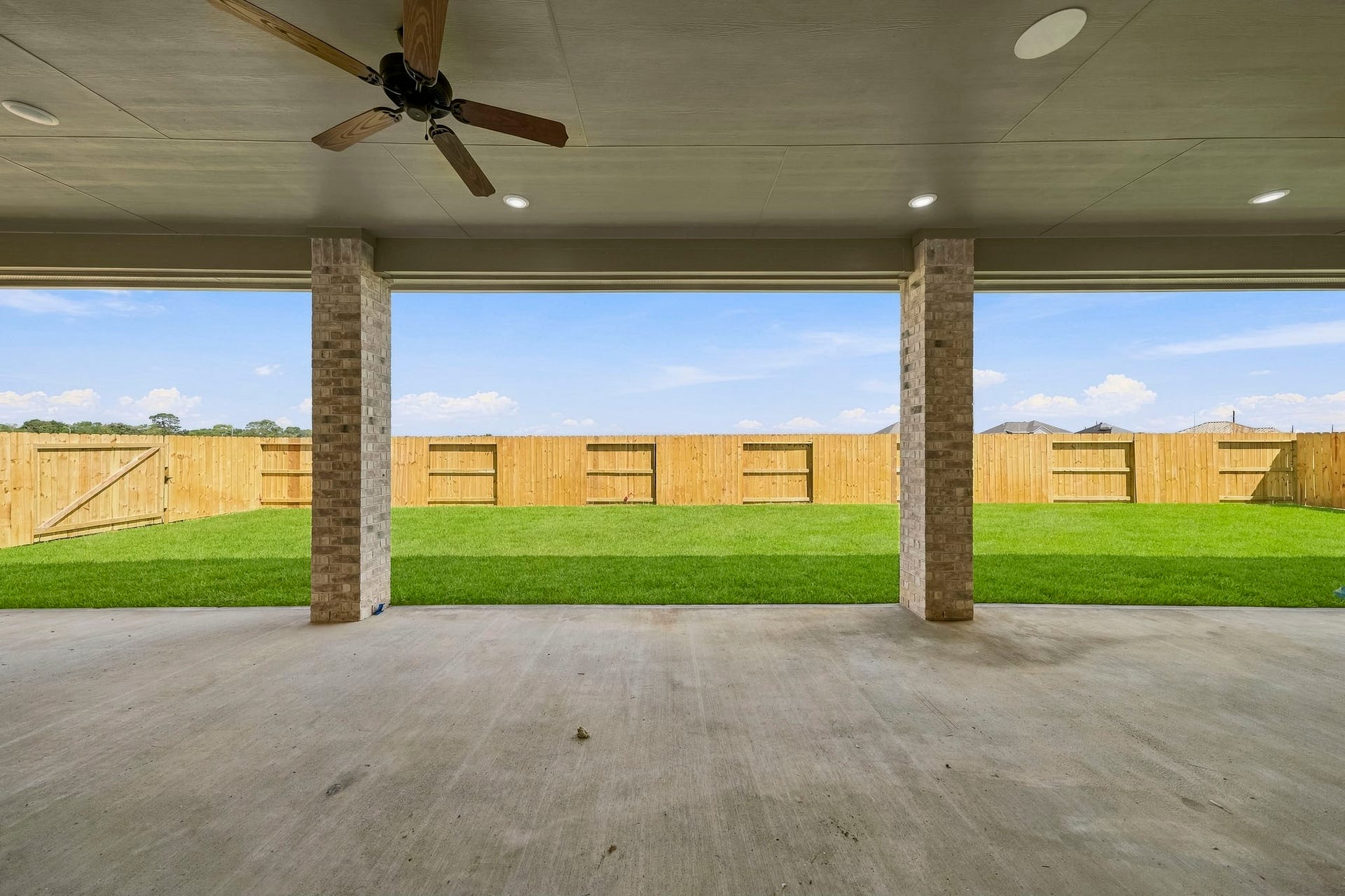 14611 Camila Drive, Needville, TX 77461 Back Patio