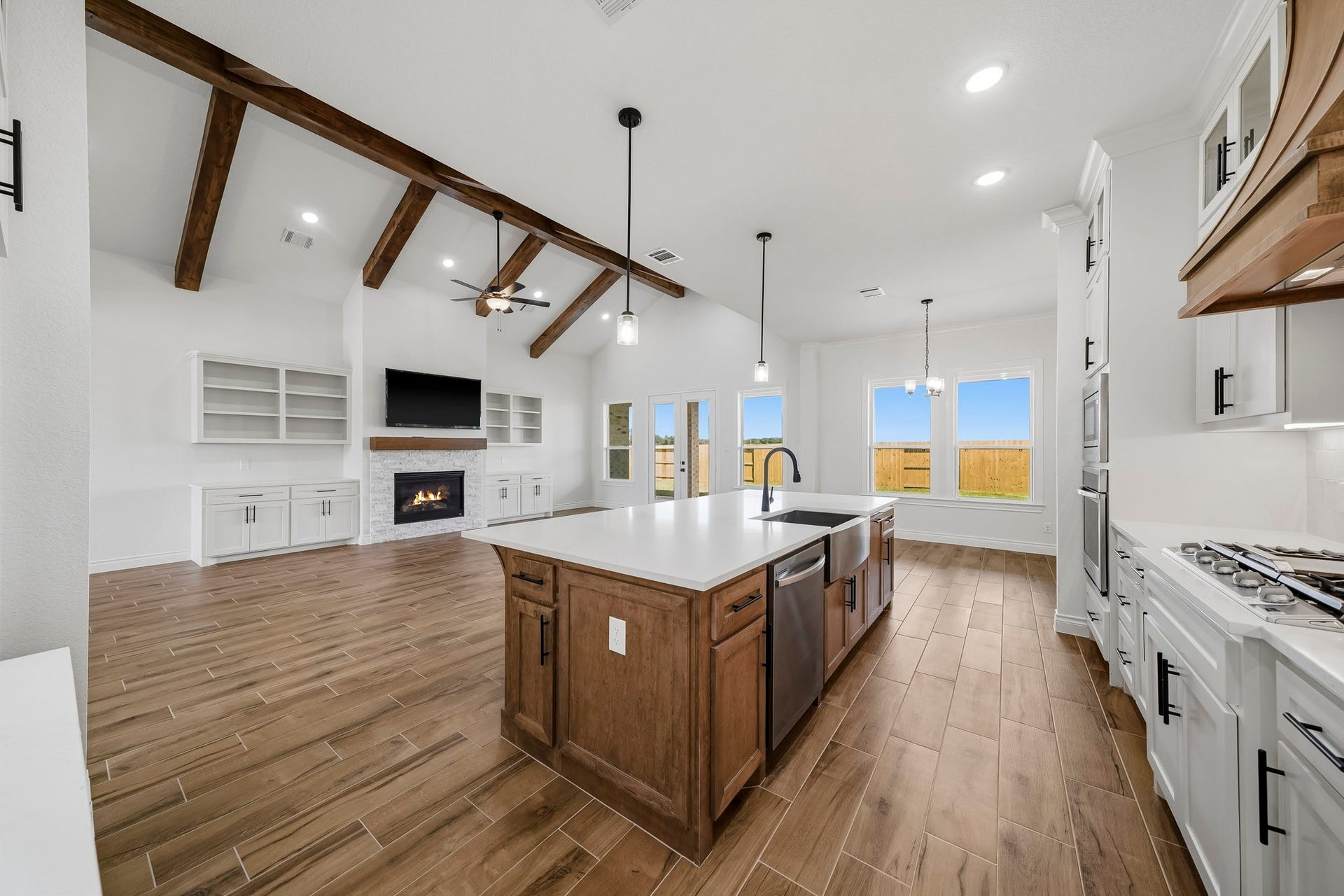 14611 Camila Drive, Needville, TX 77461 14611 Camila Drive, Needville, TX 77461