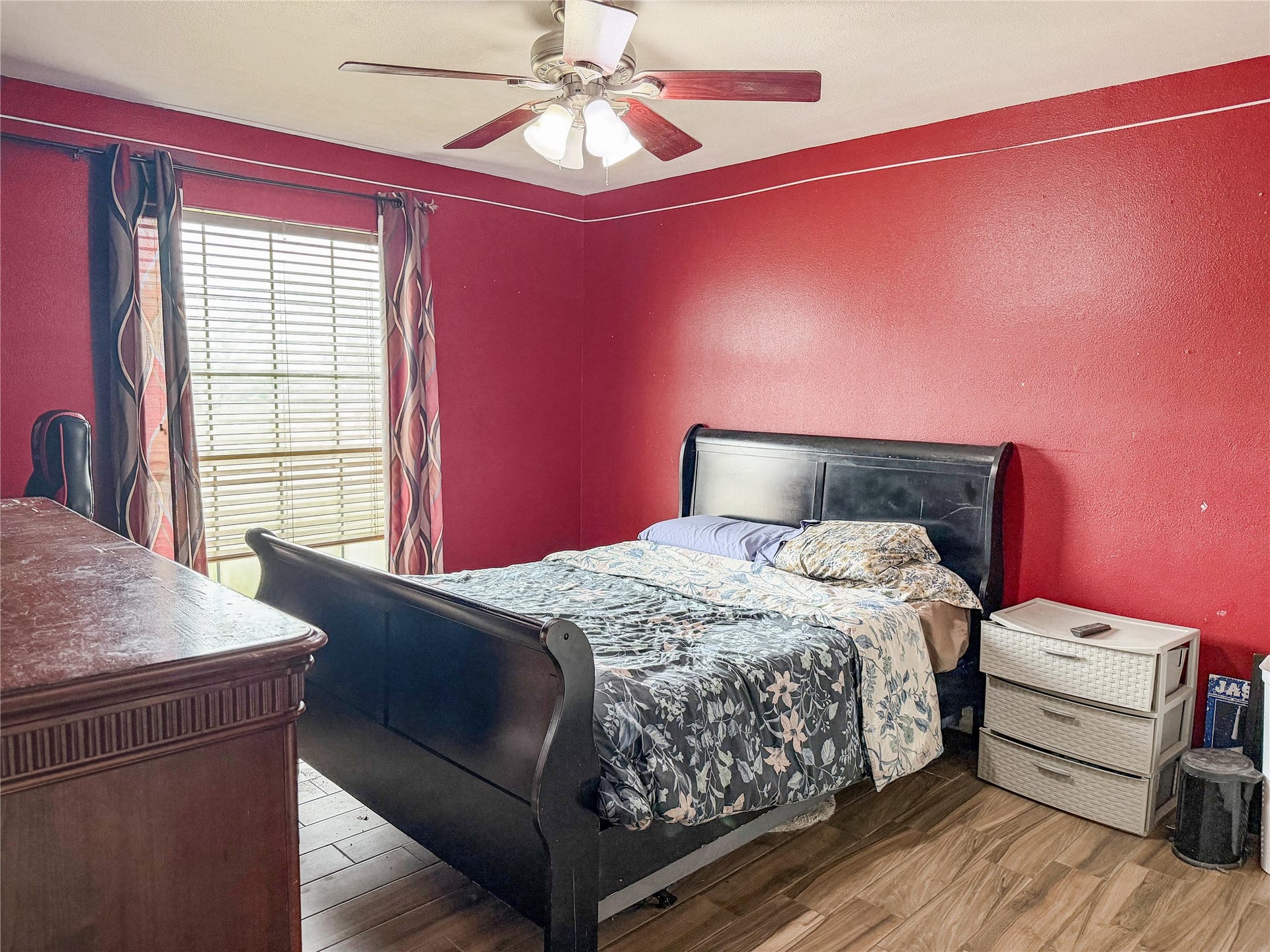 134 Dove Trail, Richwood, TX 77531 Well-sized secondary bedroom with ample room for furnishings and convenient closet storage.