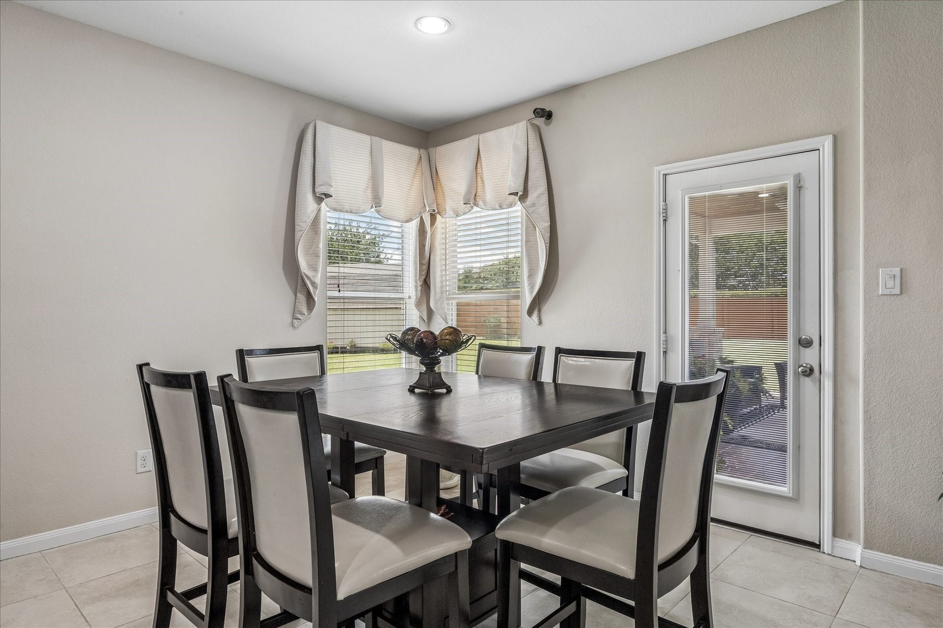 2207 Hannah Creek Court, Pearland, TX 77089 2207 Hannah Creek Court, Pearland, TX 77089