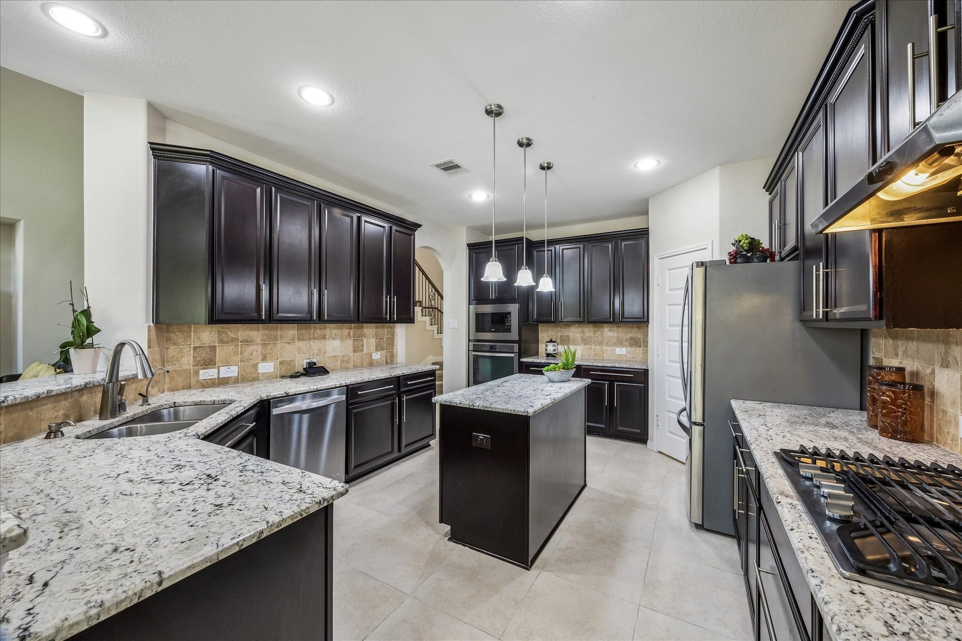 2207 Hannah Creek Court, Pearland, TX 77089 2207 Hannah Creek Court, Pearland, TX 77089