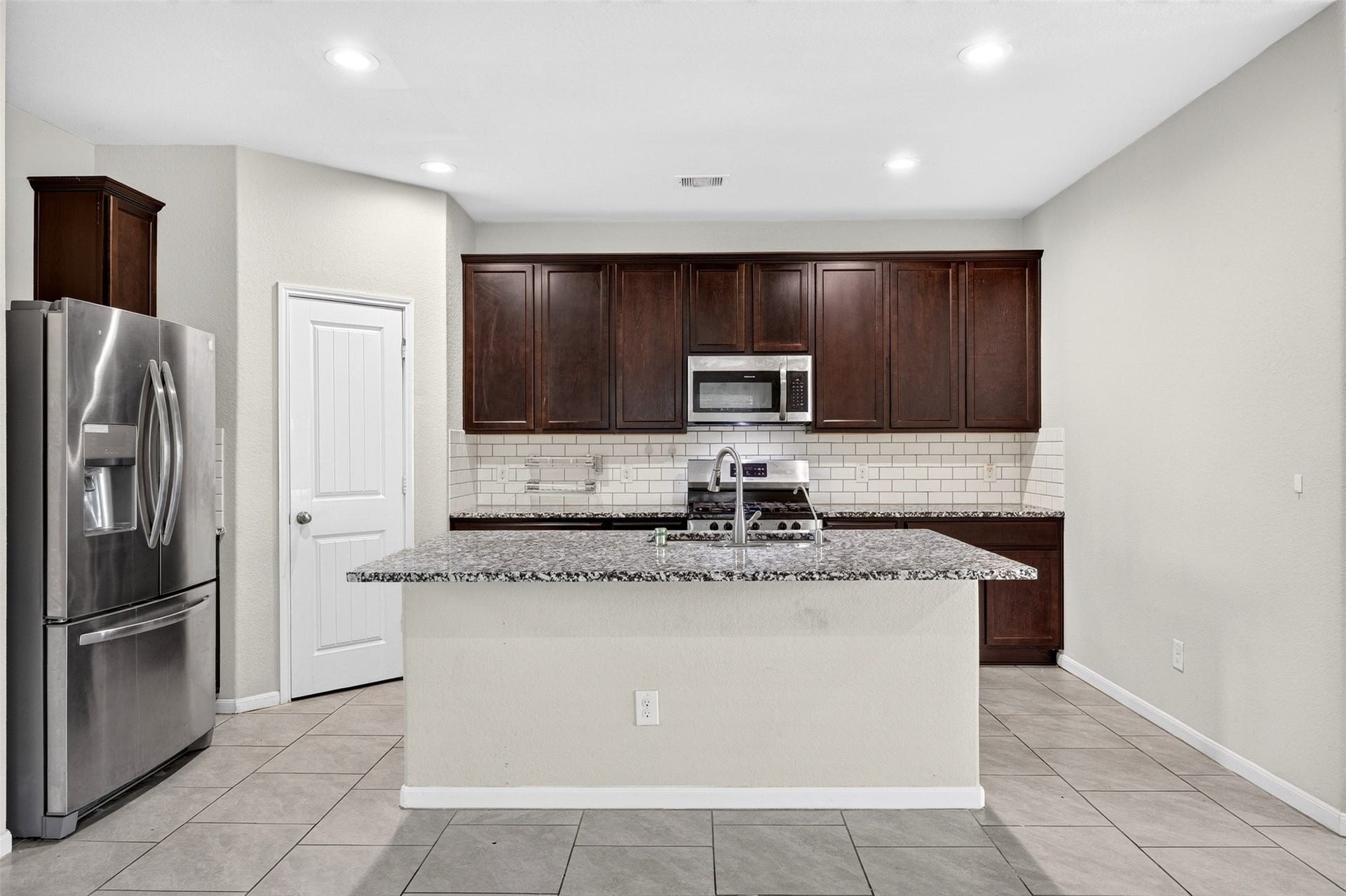 18342 Arcola Bay Lane, Richmond, TX 77407 18342 Arcola Bay Lane, Richmond, TX 77407