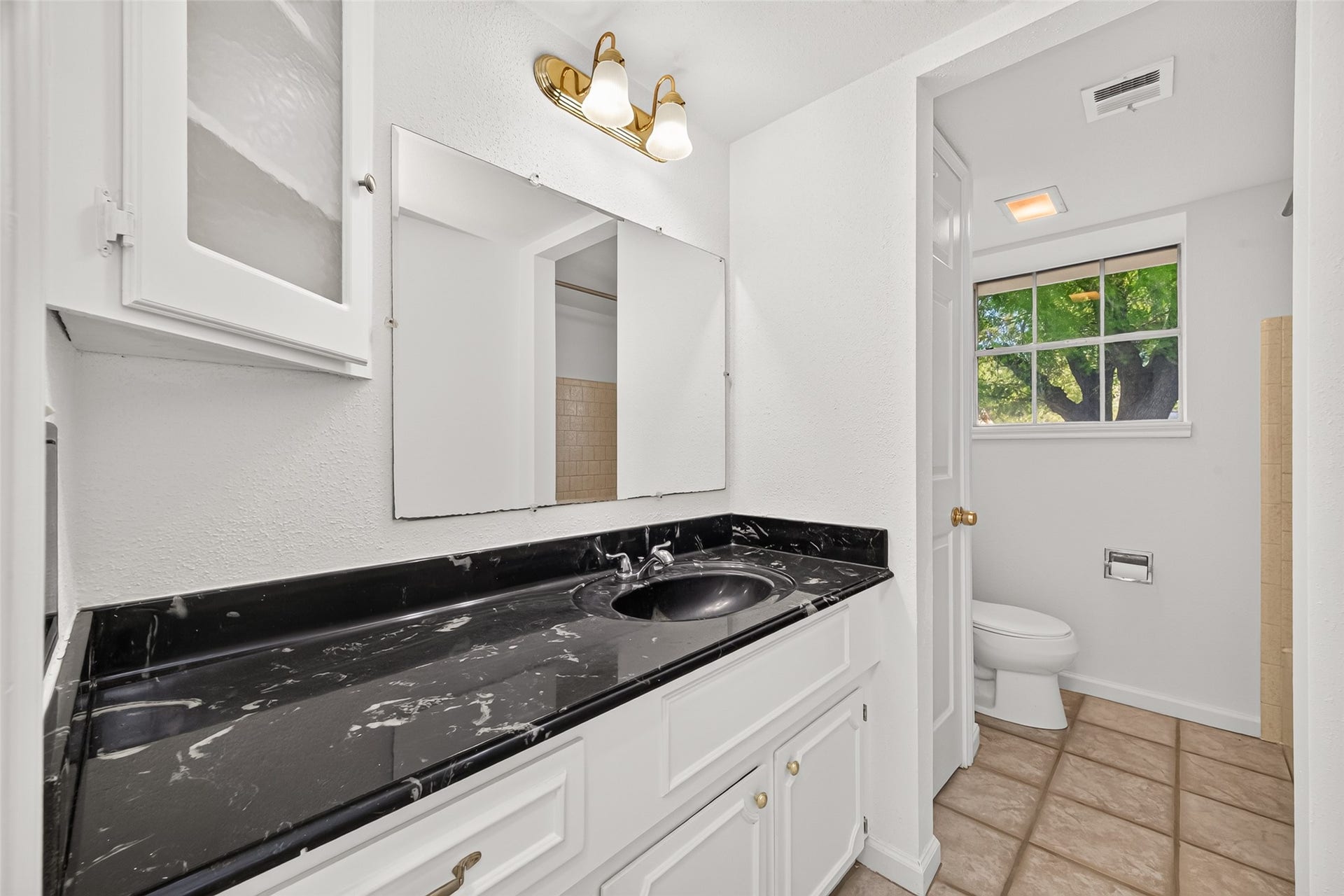 7602 Salge Drive, Houston, TX 77040 7602 Salge Drive, Houston, TX 77040