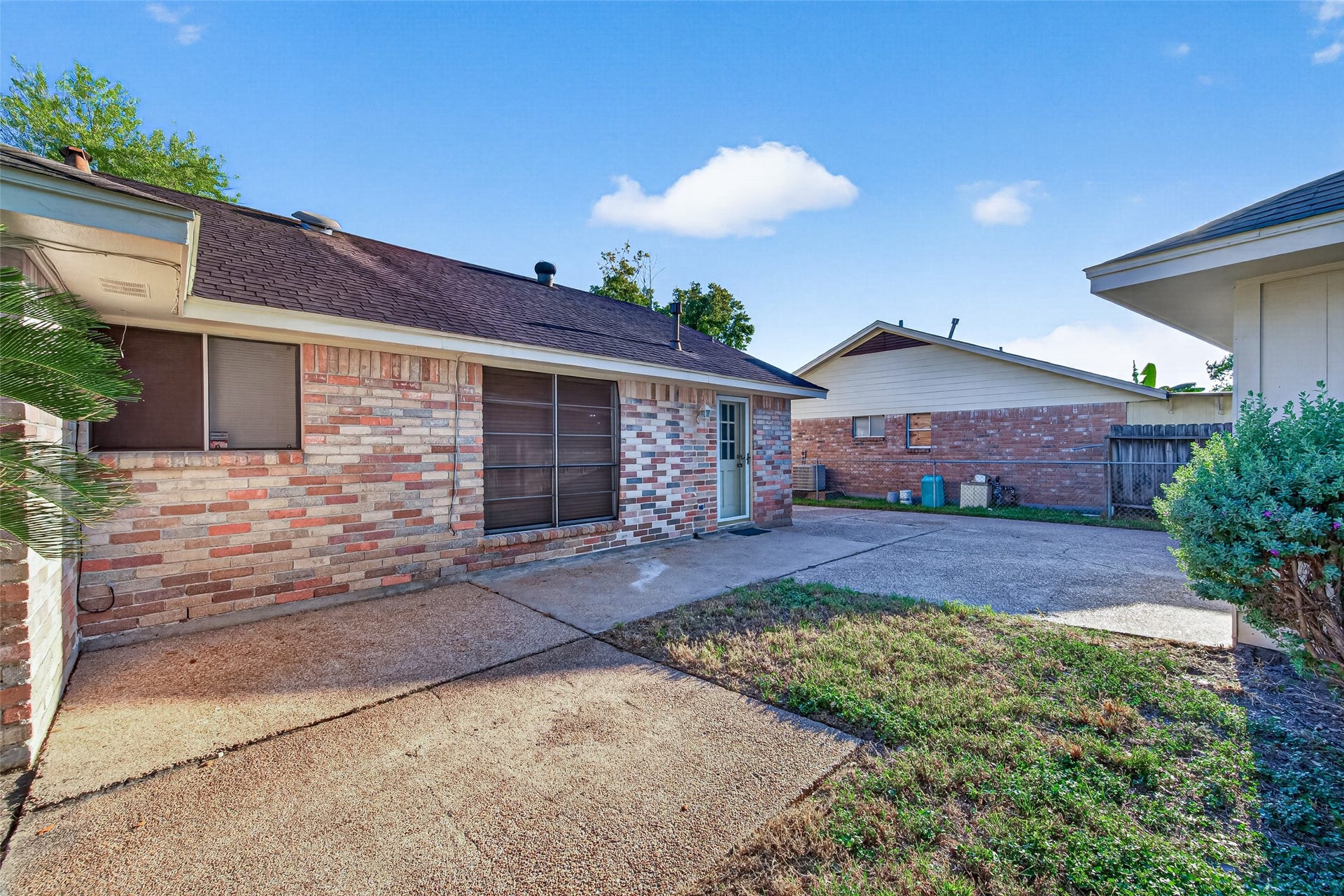 7602 Salge Drive, Houston, TX 77040 7602 Salge Drive, Houston, TX 77040