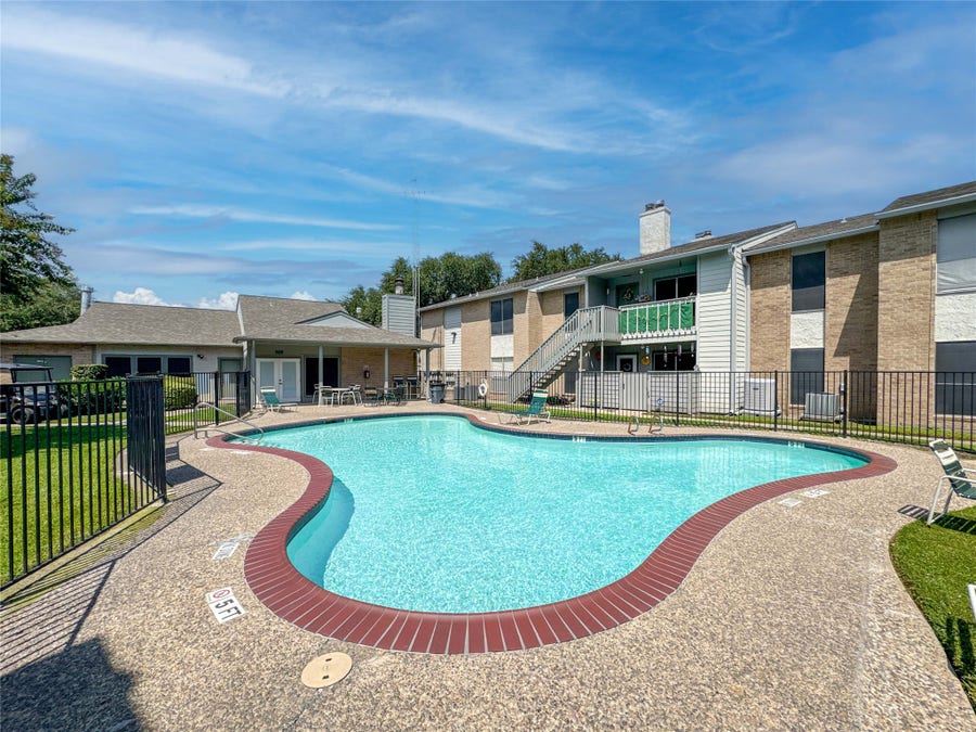 Property photo for 260 El Dorado Boulevard, #2413, Houston, TX