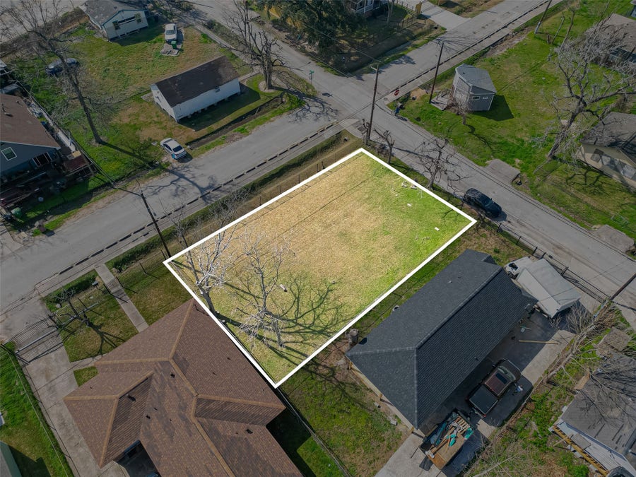 Property photo for 7902 Pointer Street, Houston, TX