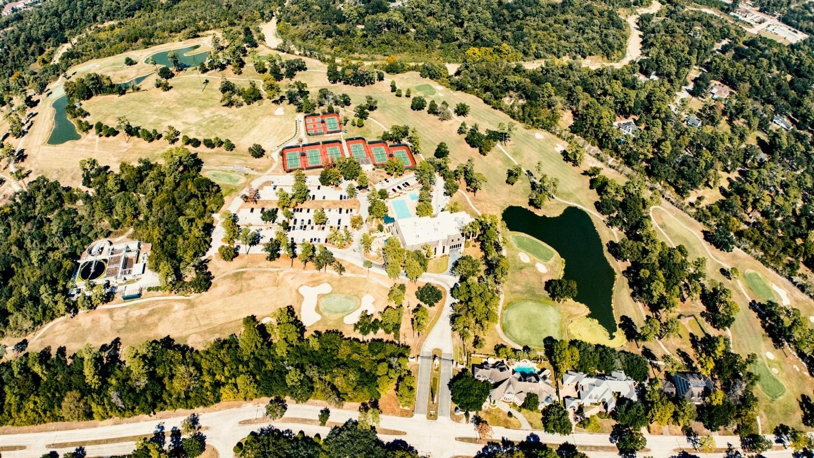 3006 Cedar Woods Place, Houston, TX 77068 Aerial view of nearby golf course.