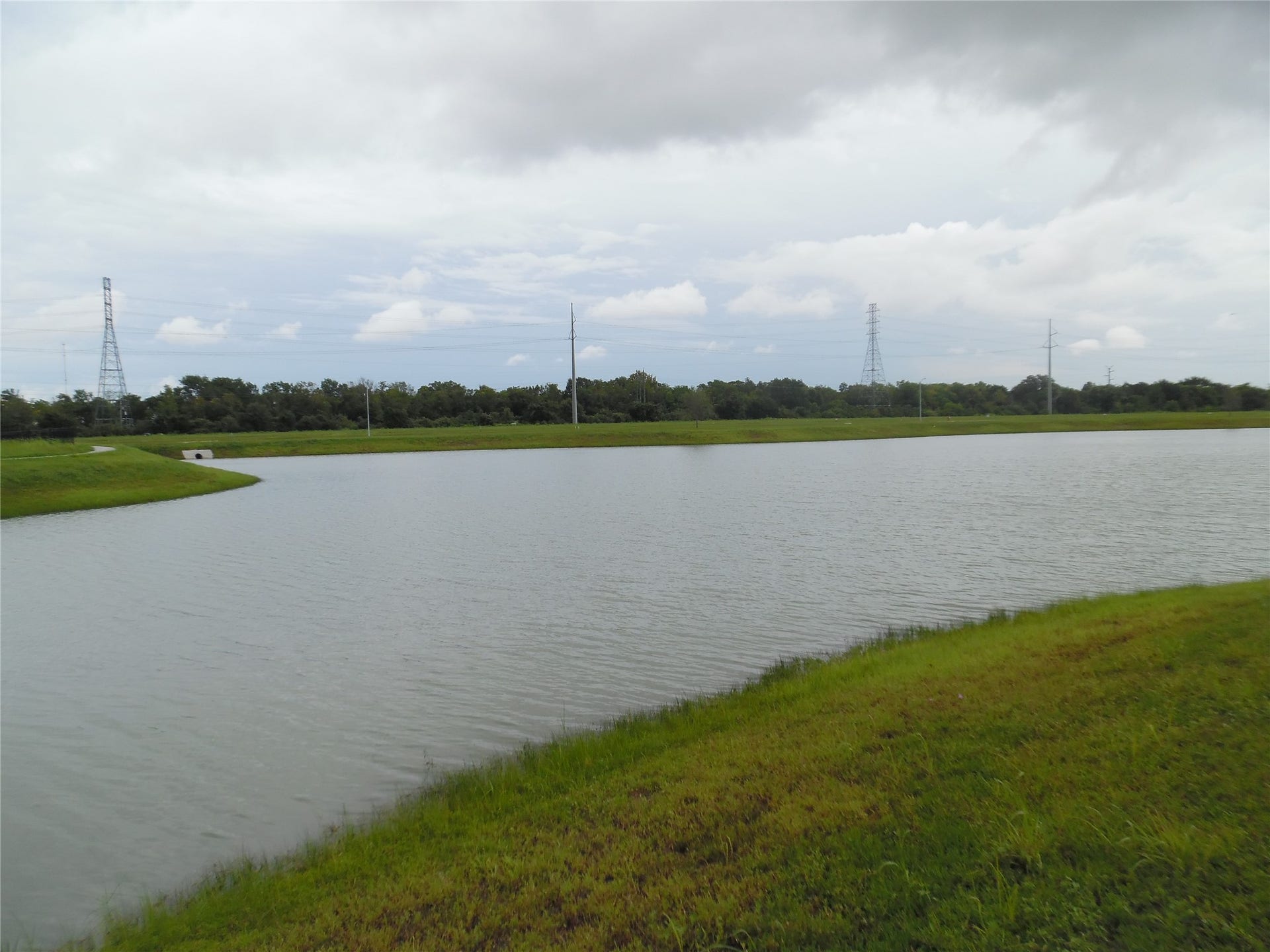 15406 Cypress Point Lane, Santa Fe, TX 77517 7 Plus Acre Lake