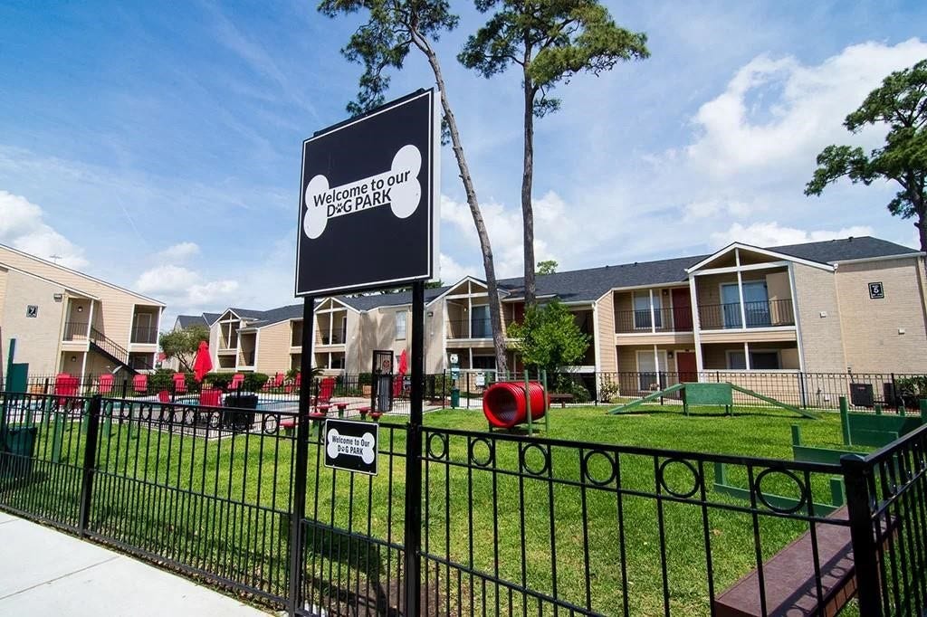 424 S Bender Avenue, #1-105, Humble, TX 77338 424 S Bender Avenue, #1-105, Humble, TX 77338
