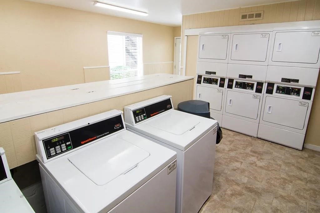 424 S Bender Avenue, #1-105, Humble, TX 77338 424 S Bender Avenue, #1-105, Humble, TX 77338