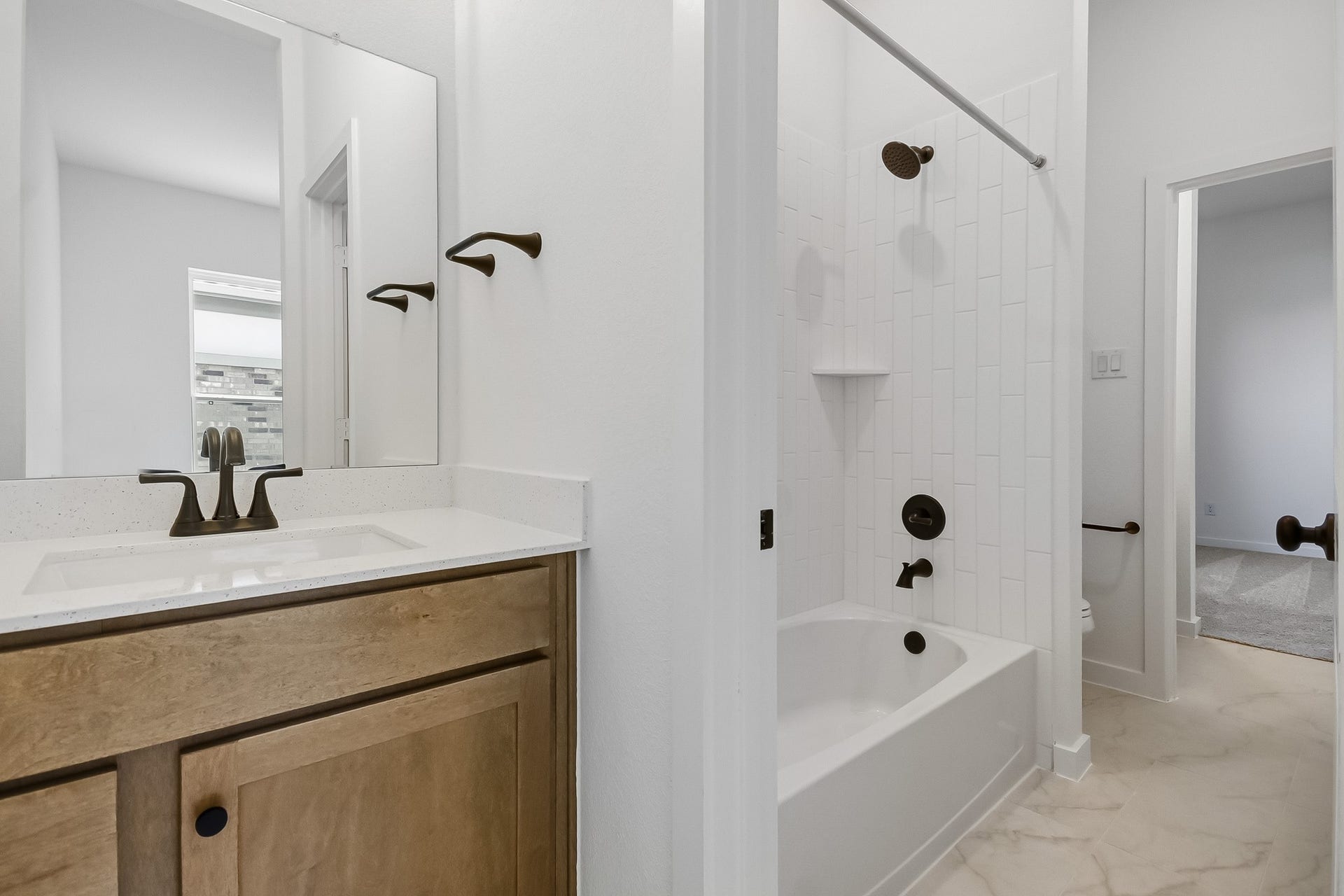 8725 Antelope Canyon Way, Manvel, TX 77583 8725 Antelope Canyon Way, Manvel, TX 77583