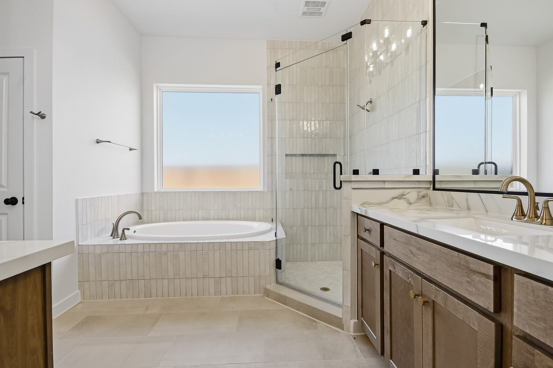 8725 Antelope Canyon Way, Manvel, TX 77583 8725 Antelope Canyon Way, Manvel, TX 77583
