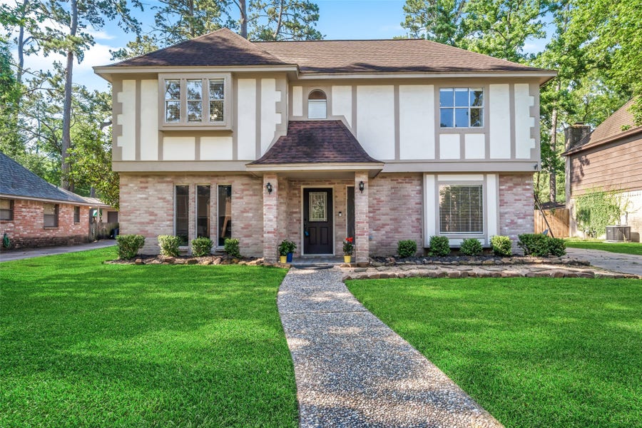 Property photo for 2026 Riverlawn Drive, Kingwood, TX