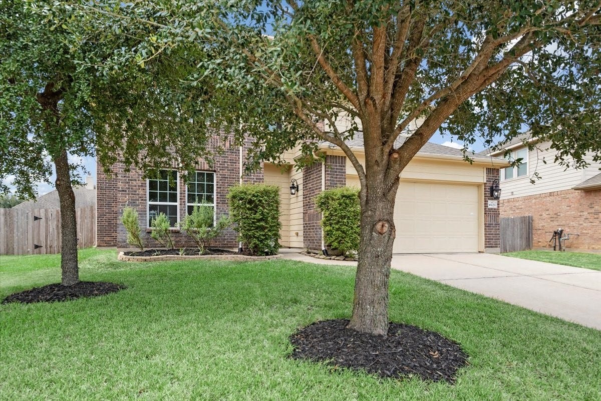 16123 Laura Beth Drive, Hockley, TX 77447 16123 Laura Beth Drive, Hockley, TX 77447
