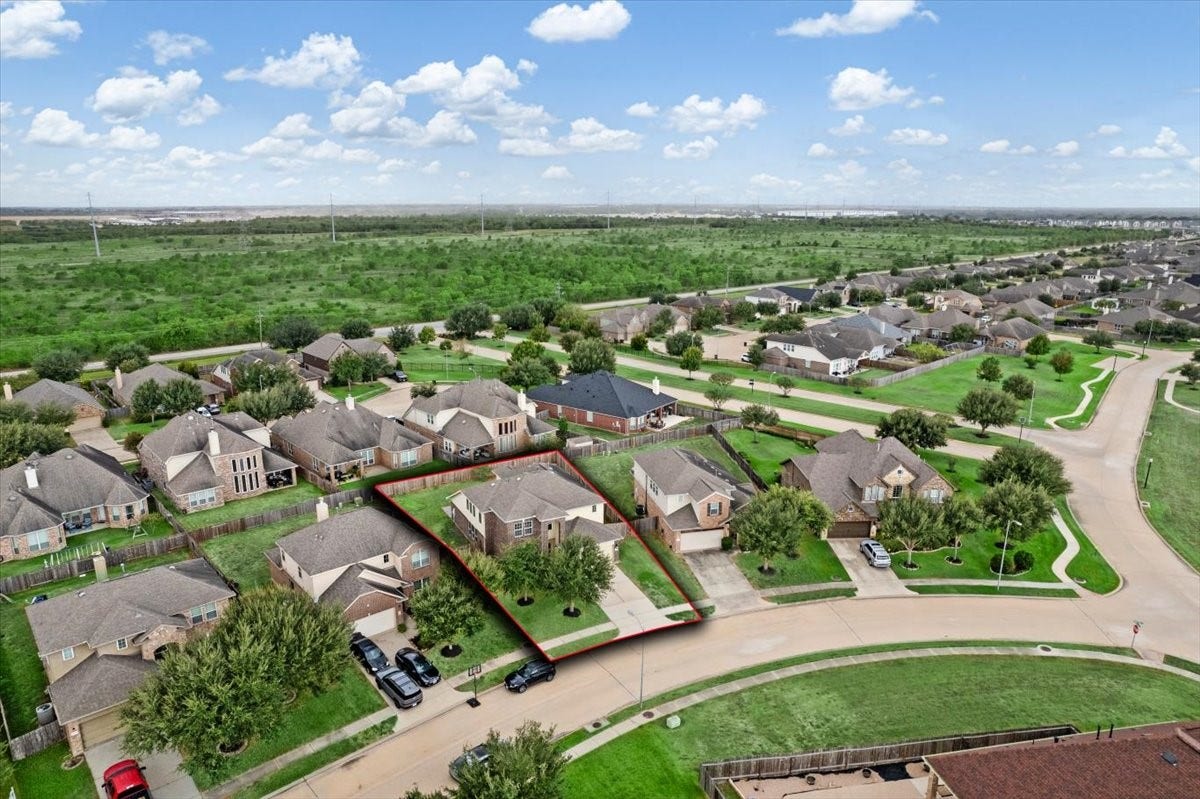 16123 Laura Beth Drive, Hockley, TX 77447 16123 Laura Beth Drive, Hockley, TX 77447