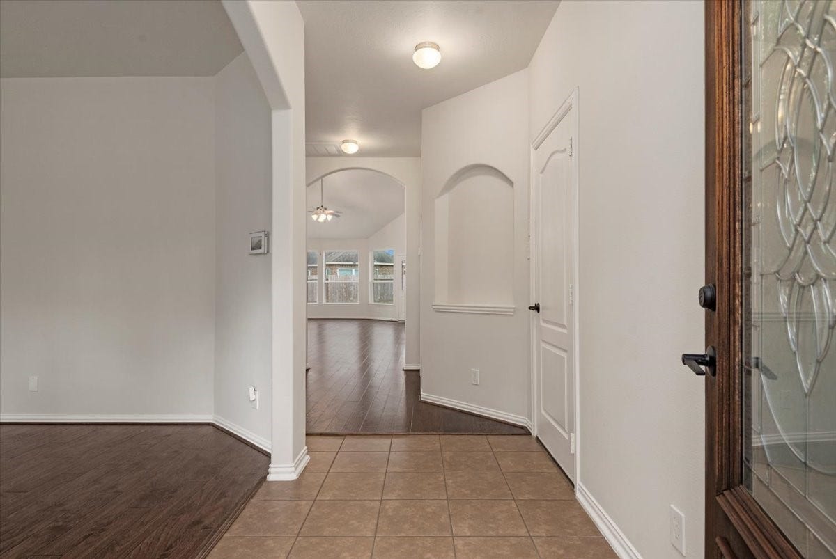 16123 Laura Beth Drive, Hockley, TX 77447 16123 Laura Beth Drive, Hockley, TX 77447
