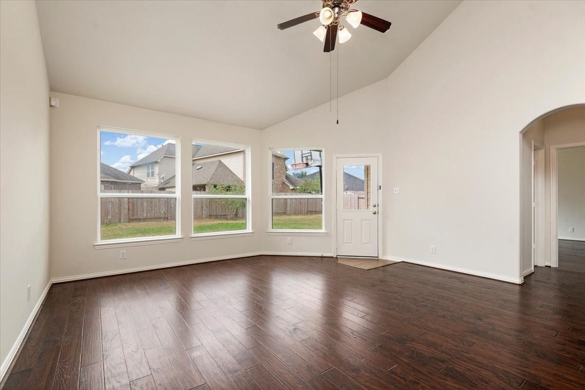 16123 Laura Beth Drive, Hockley, TX 77447 16123 Laura Beth Drive, Hockley, TX 77447