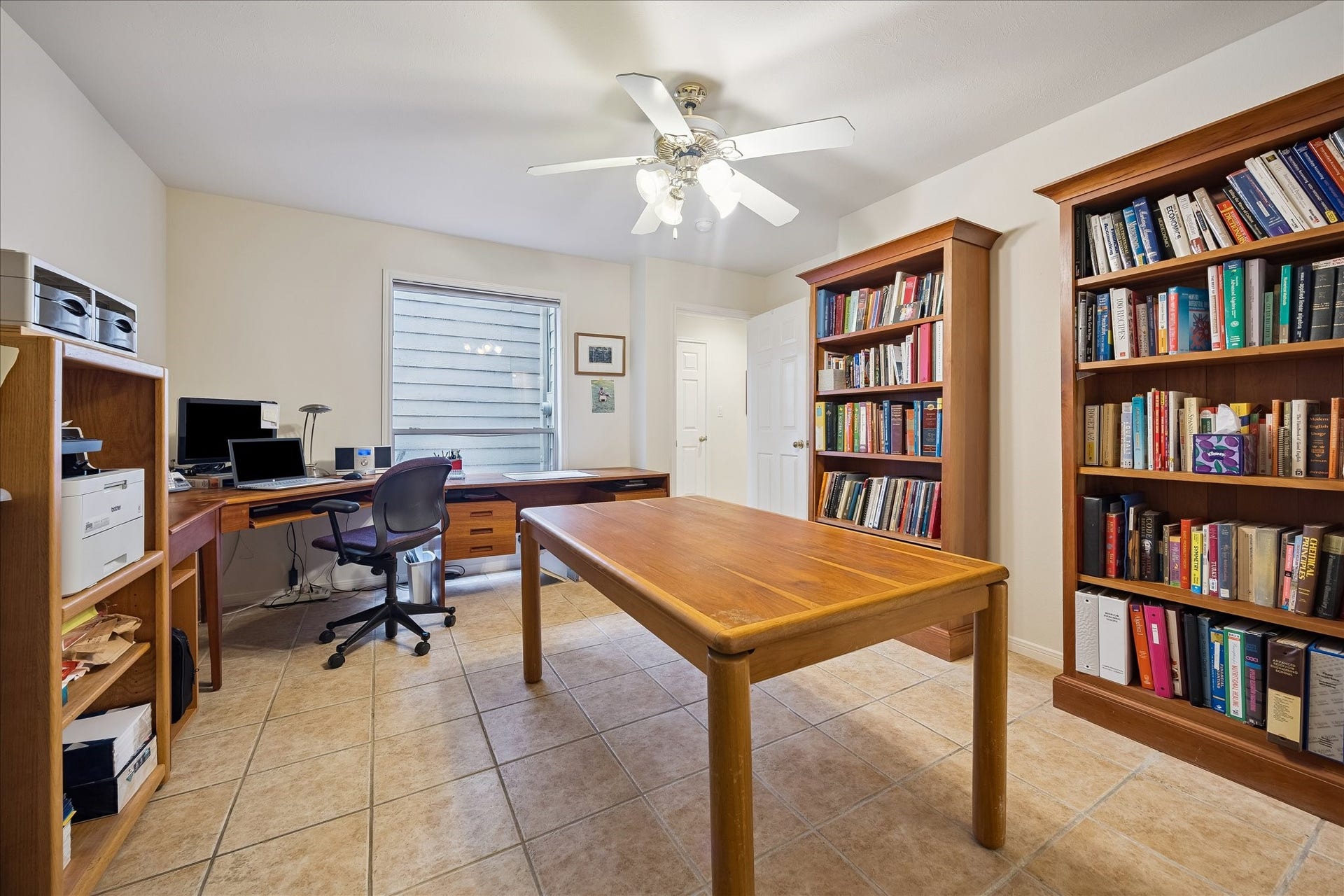5213 Blossom Street, #A, Houston, TX 77007 Another view of the 1st floor bedroom that owner currently uses as a large study