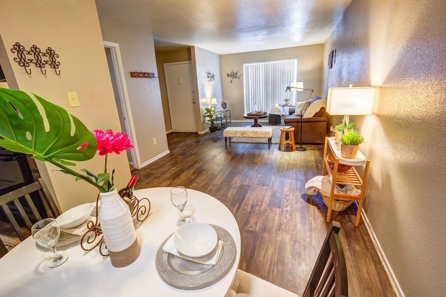 Property photo for 480 W Parker Road, #102, Houston, TX