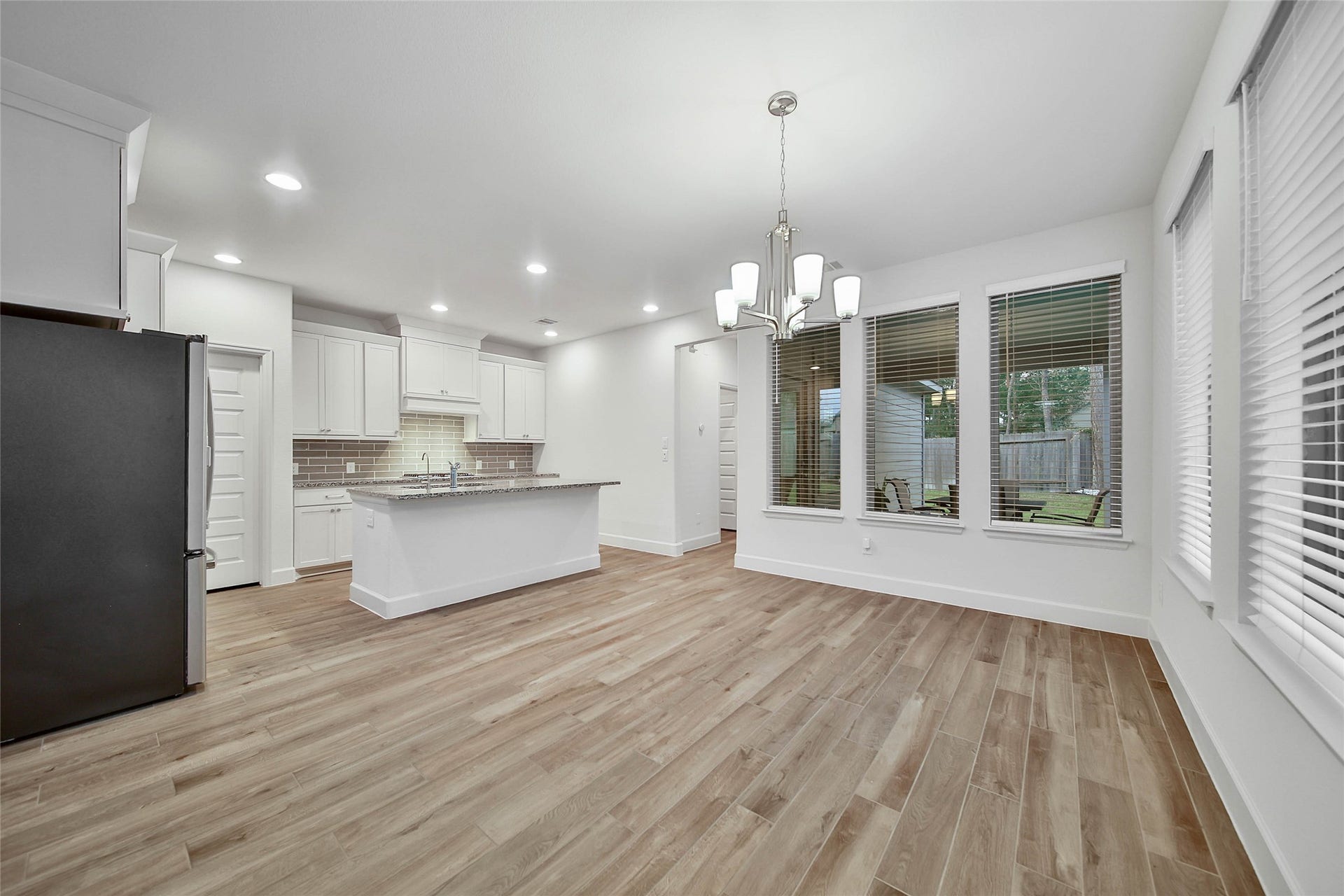 317 Rise Lane, Montgomery, TX 77316 317 Rise Lane, Montgomery, TX 77316
