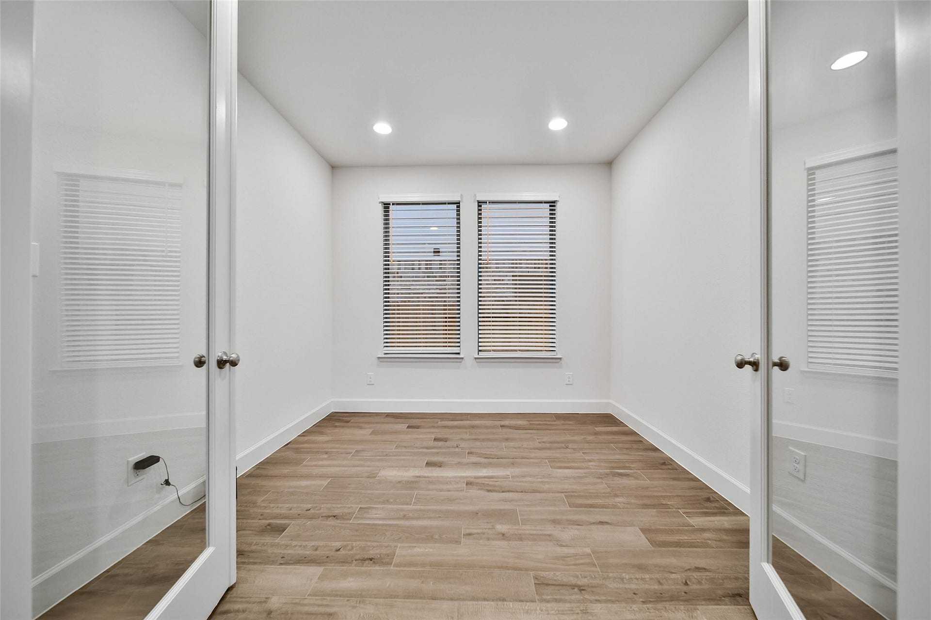 317 Rise Lane, Montgomery, TX 77316 317 Rise Lane, Montgomery, TX 77316