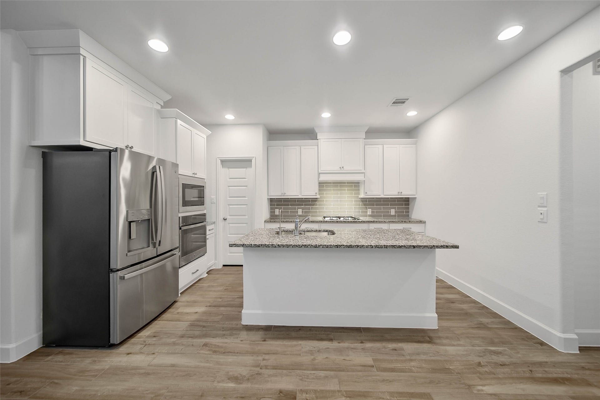 317 Rise Lane, Montgomery, TX 77316 317 Rise Lane, Montgomery, TX 77316