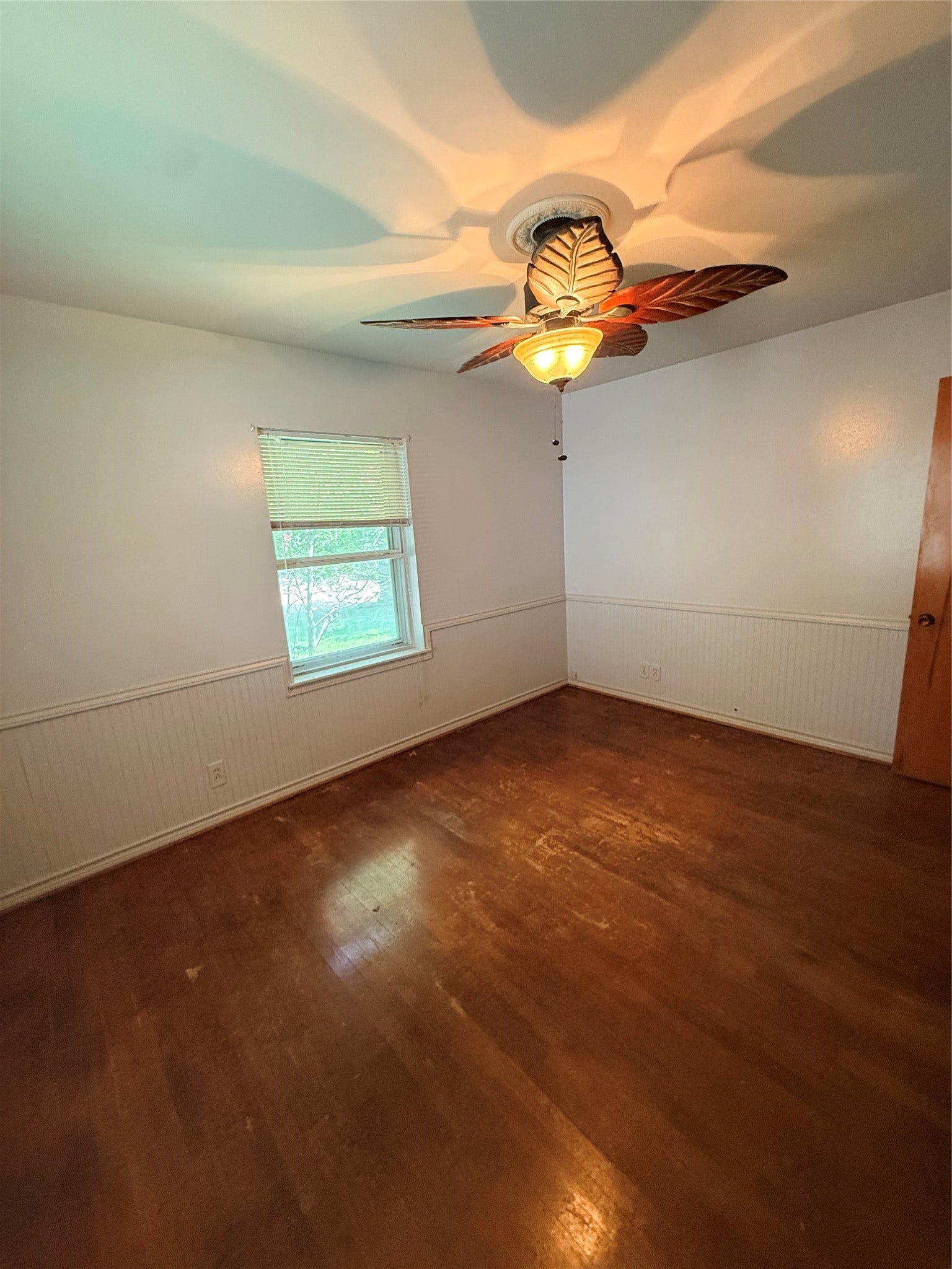 305 Wisteria Street, Lake Jackson, TX 77566 305 Wisteria Street, Lake Jackson, TX 77566