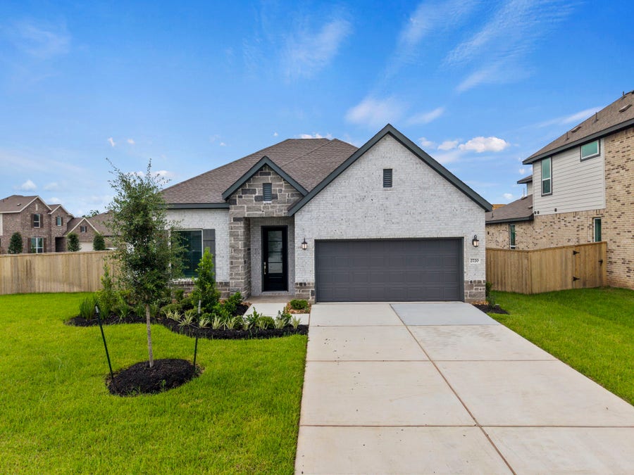 Property photo for 2720 Grove Crest Drive, Rosenberg, TX