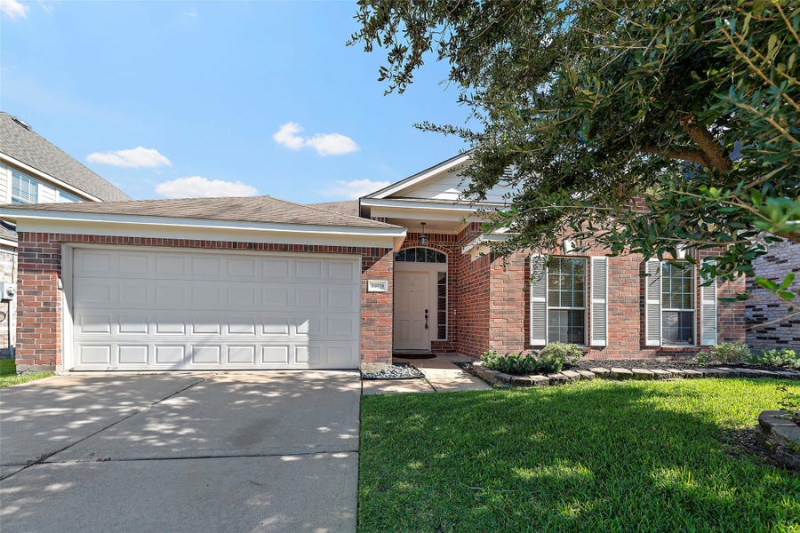 Property photo for 19218 Dawntreader Drive, Cypress, TX
