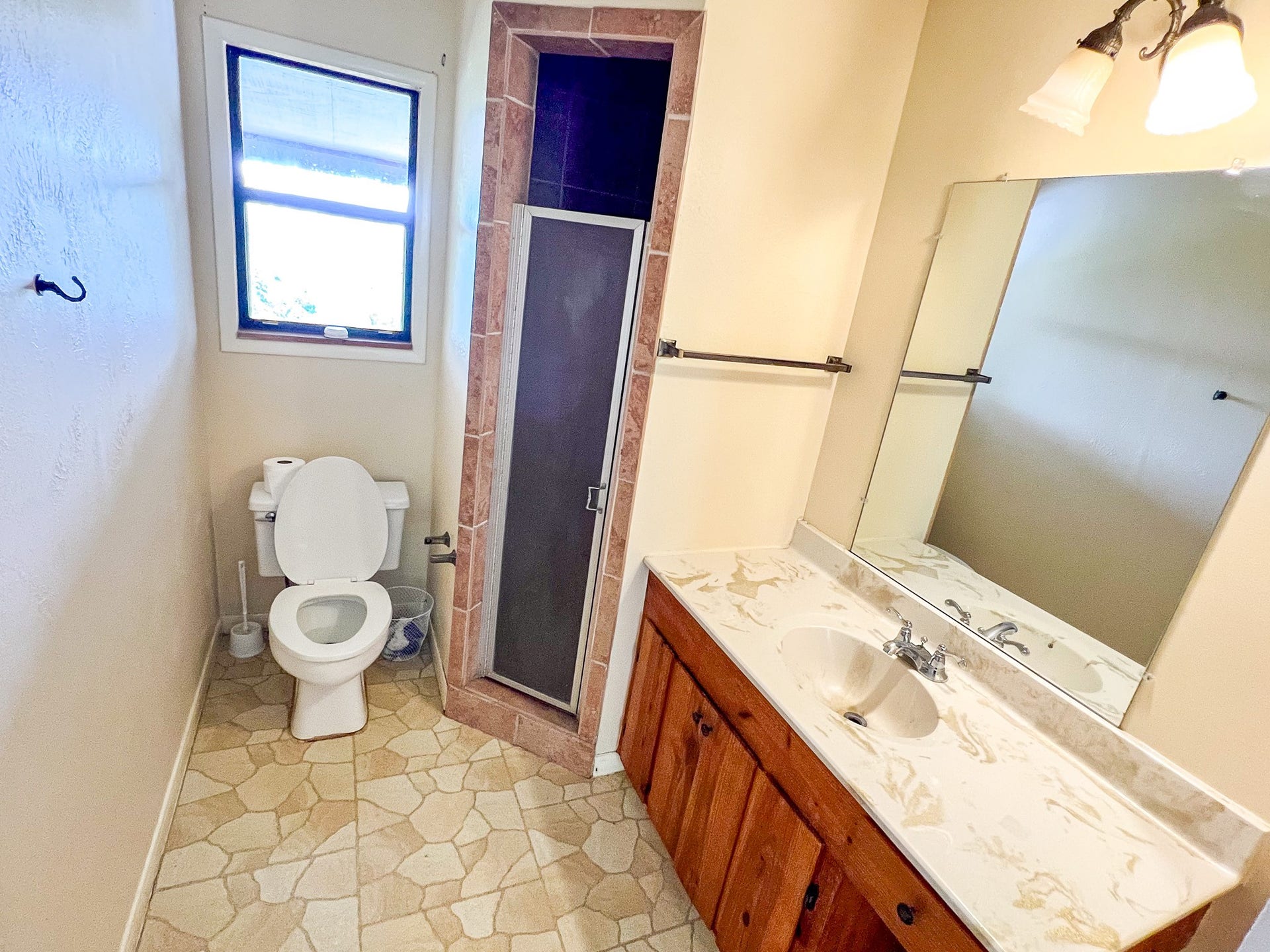 605 Clayton Street, Dayton, TX 77535 605 Clayton Street, Dayton, TX 77535
