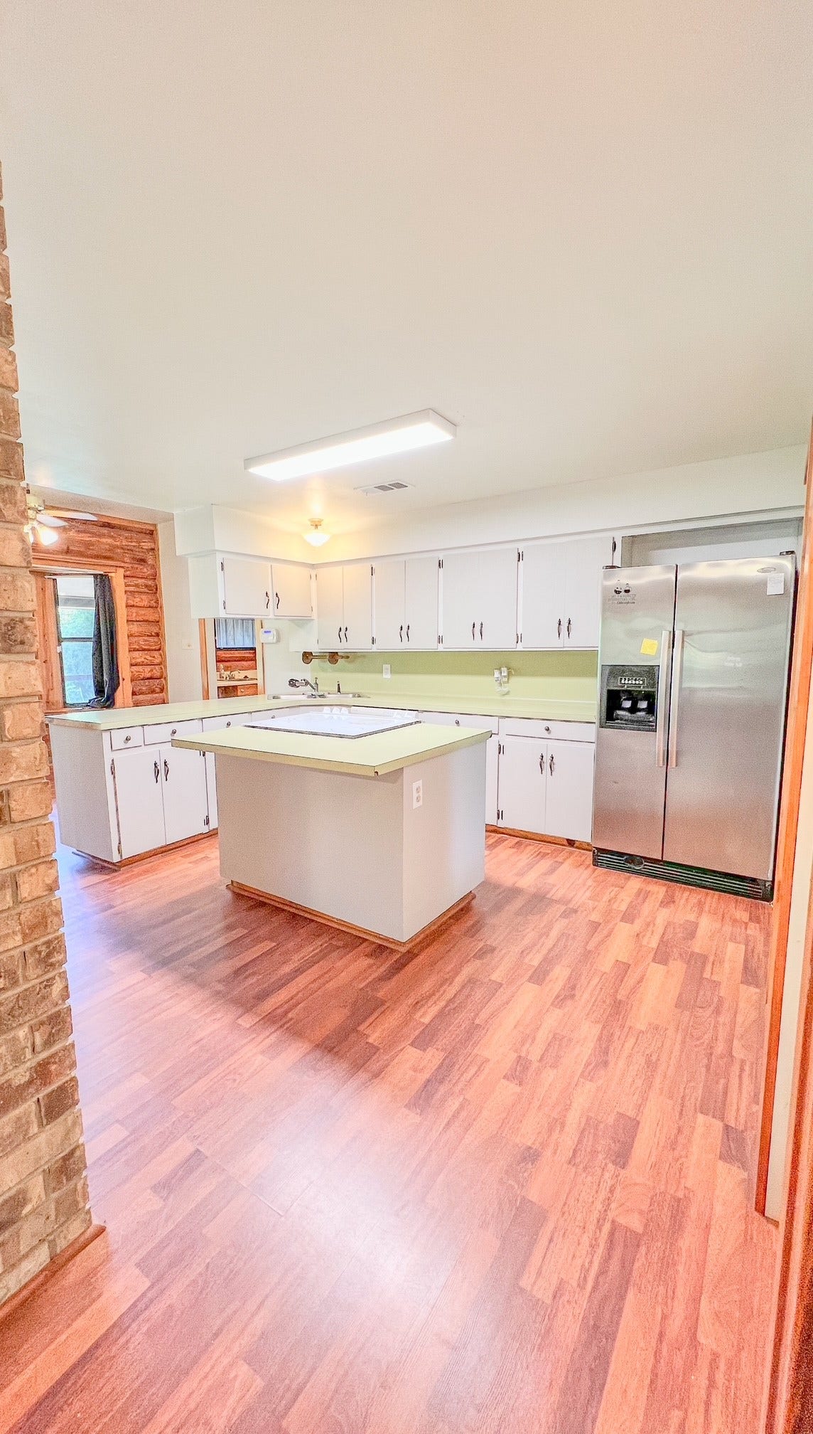 605 Clayton Street, Dayton, TX 77535 Kitchen