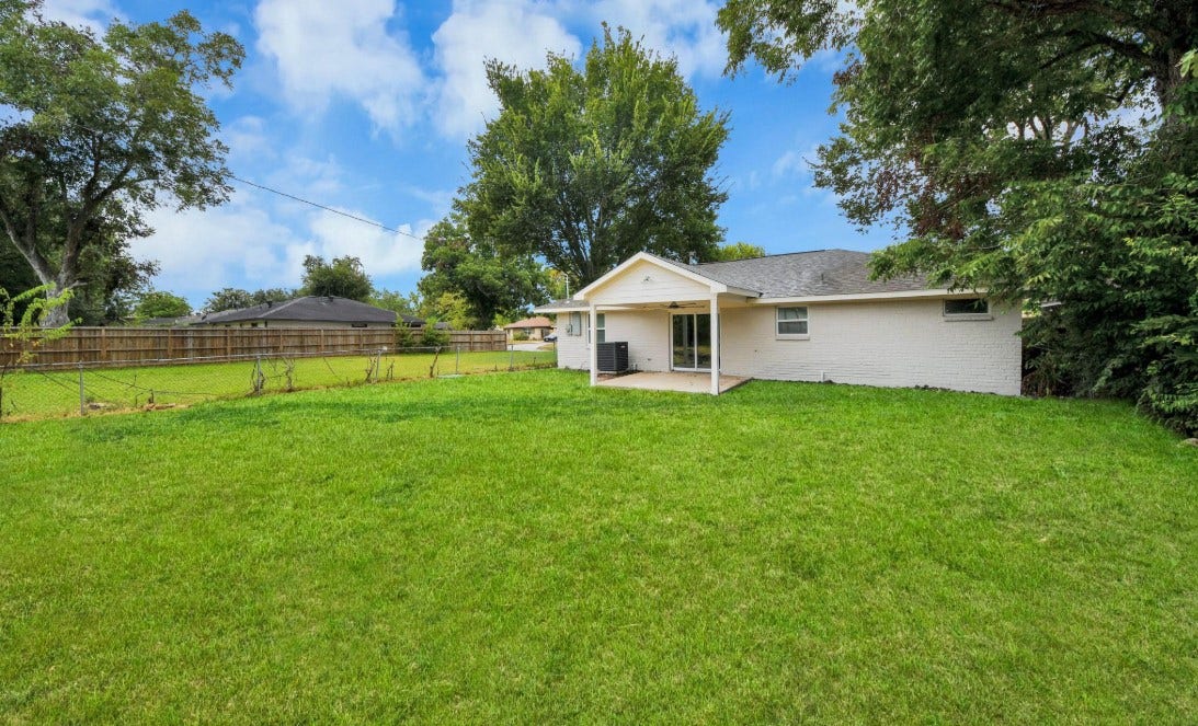 3106 Sunnydale Drive, Houston, TX 77051 3106 Sunnydale Drive, Houston, TX 77051