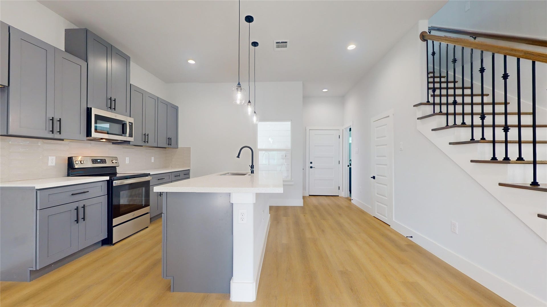 12258 Kirkgard, Houston, TX 77045