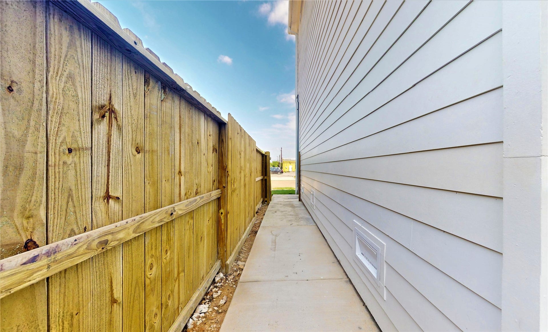 12258 Kirkgard, Houston, TX 77045