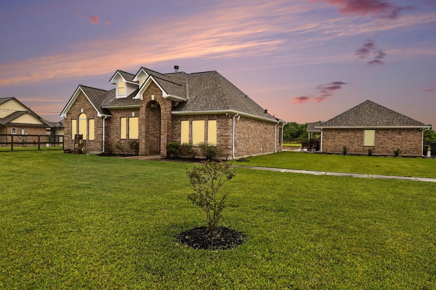 Property photo for 7730 Pebble Hill Lane, Rosharon, TX