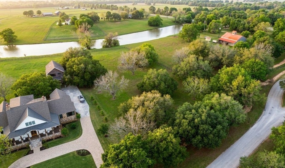 5519 Fulbrook Road, Fulshear, TX 77441 5519 Fulbrook Road, Fulshear, TX 77441