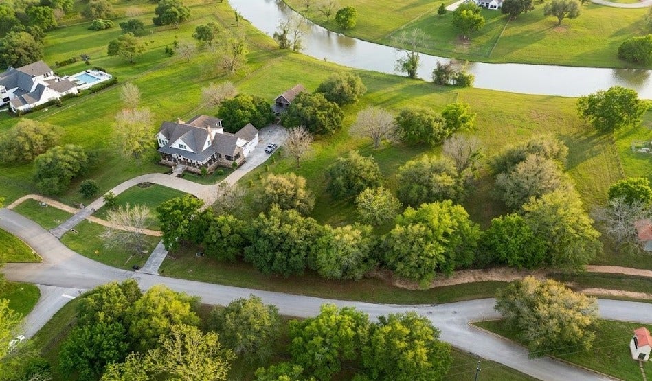 5519 Fulbrook Road, Fulshear, TX 77441 5519 Fulbrook Road, Fulshear, TX 77441