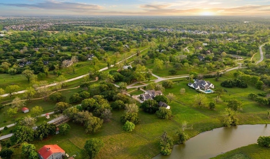 5519 Fulbrook Road, Fulshear, TX 77441 5519 Fulbrook Road, Fulshear, TX 77441