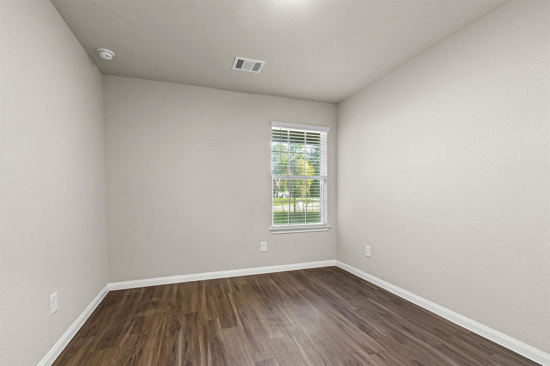 3816 Dyl Smitty Drive, Conroe, TX 77301 3816 Dyl Smitty Drive, Conroe, TX 77301