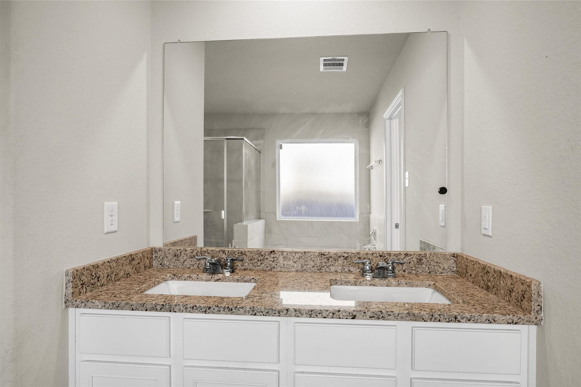 3816 Dyl Smitty Drive, Conroe, TX 77301 3816 Dyl Smitty Drive, Conroe, TX 77301