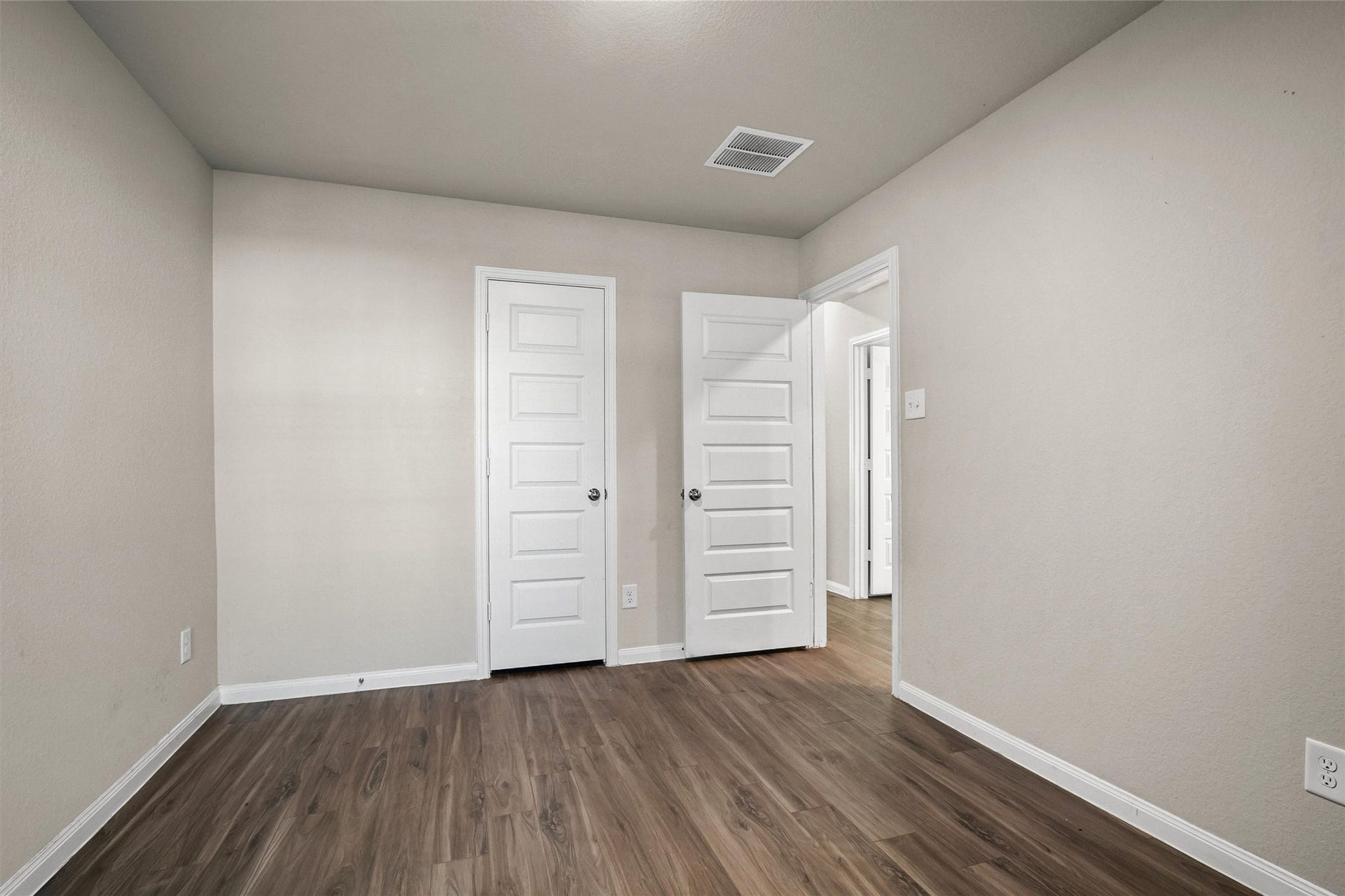 3816 Dyl Smitty Drive, Conroe, TX 77301 3816 Dyl Smitty Drive, Conroe, TX 77301