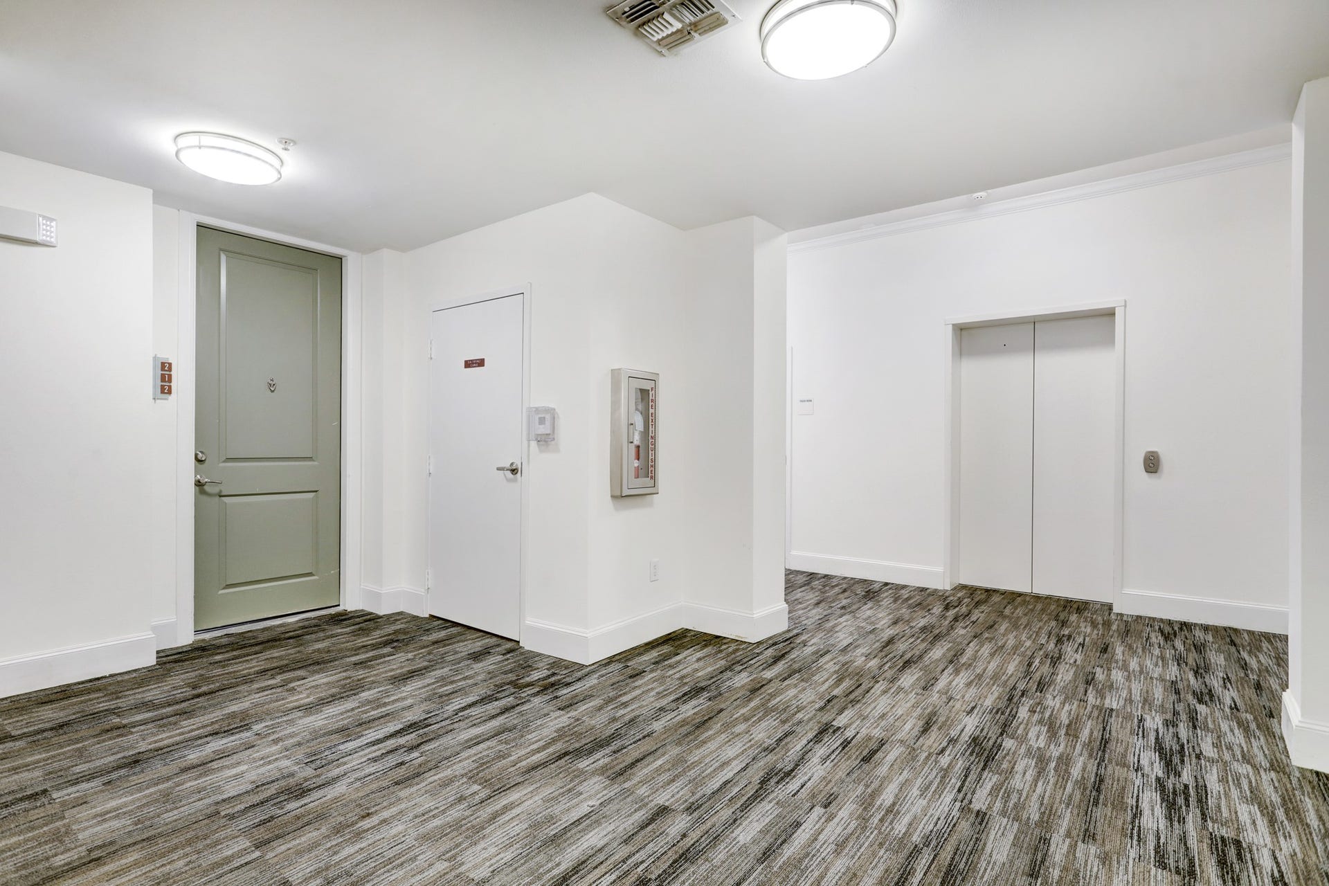 300 St Joseph Parkway, #212, Houston, TX 77002 Unit 212 is just off the elevator!