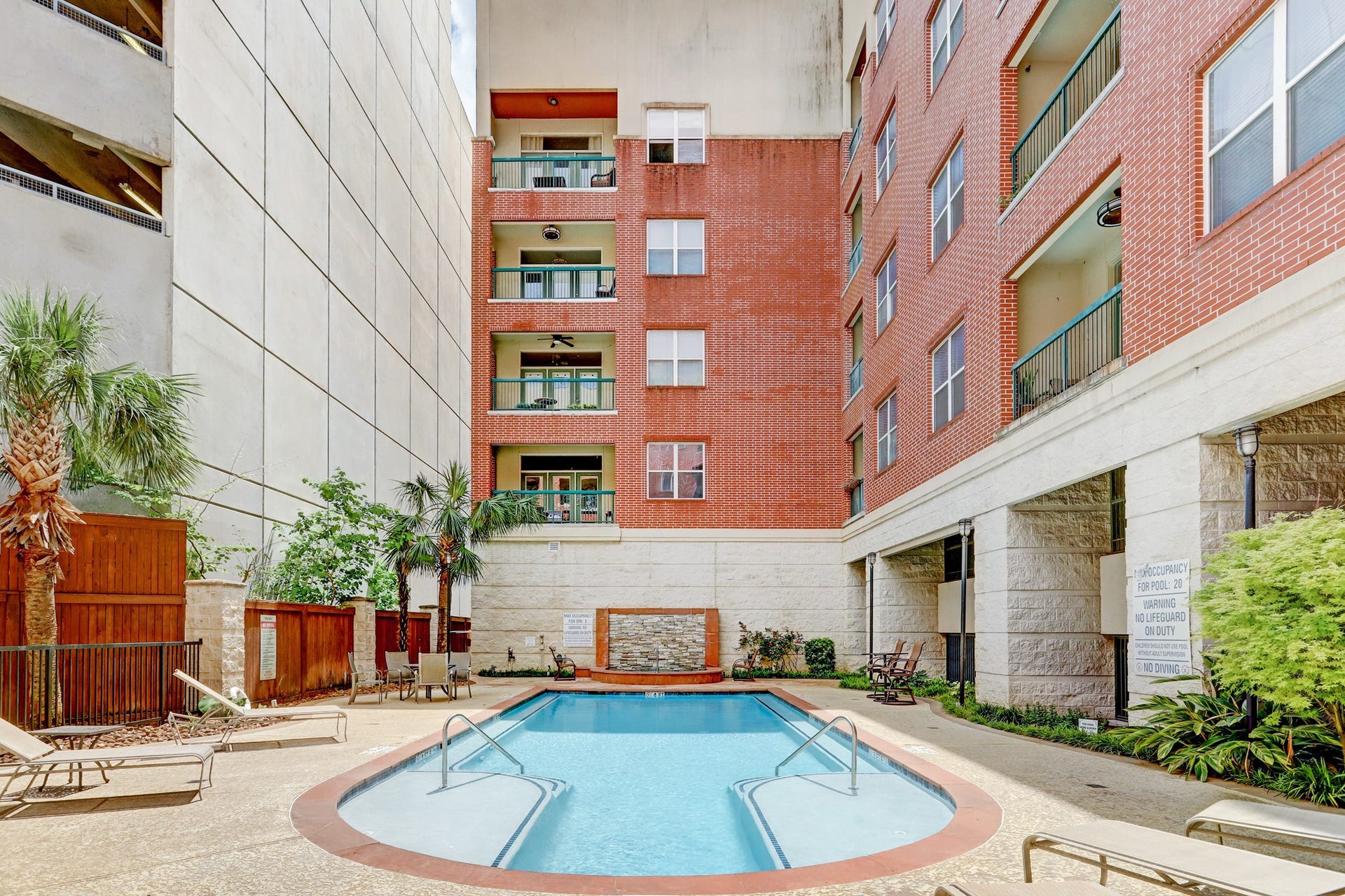 300 St Joseph Parkway, #212, Houston, TX 77002 Pool & Spa